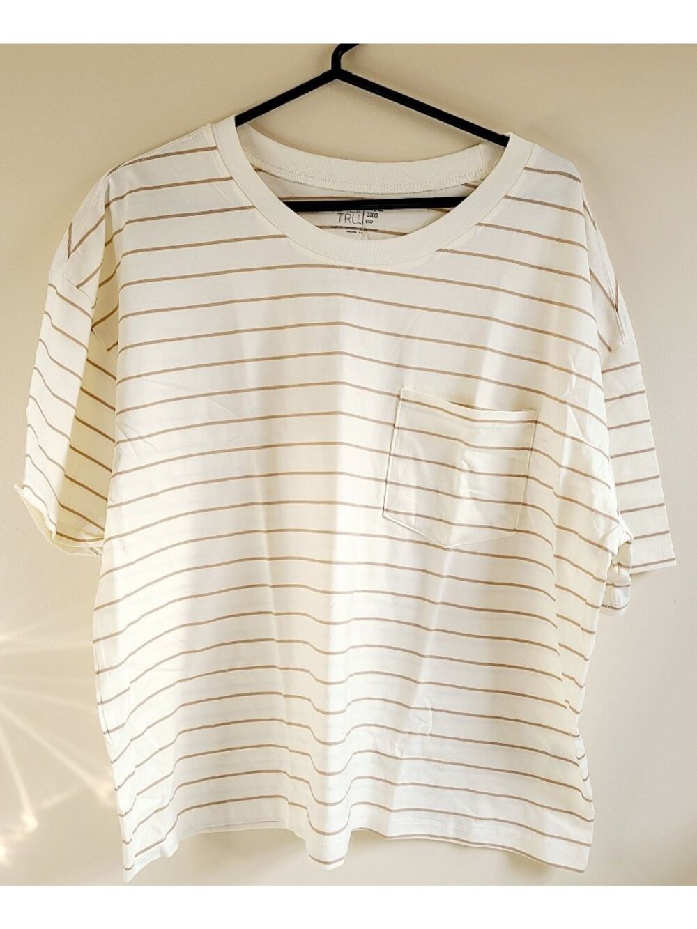 Time and Tru Women's 3XL Striped XXXL T-Shirt  Pocket Cotton Blend Beige White
